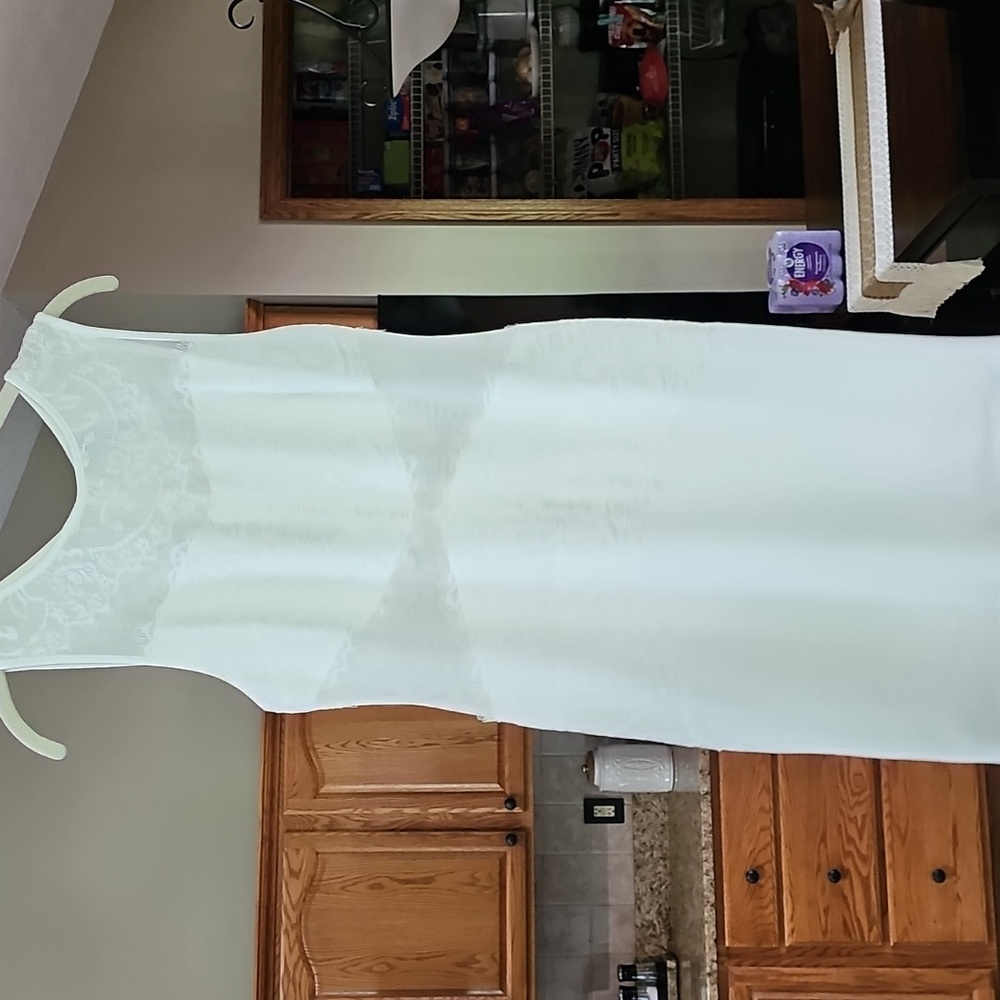 Elegant White Lace Dress